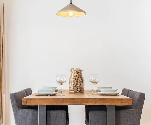 Tiles By Time 加的斯